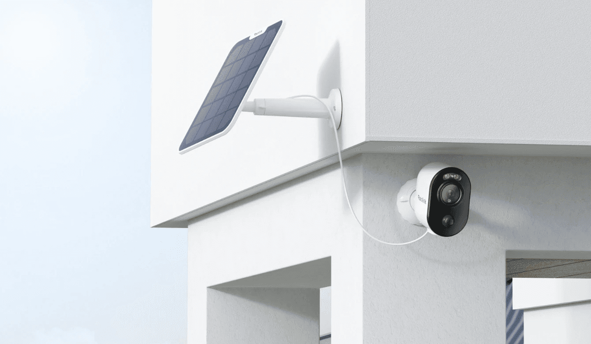 Camera de supraveghere Reolink ARGUS SERIES B310 WITH SOLAR PANEL Senzor: 1/2.7" CMOS Rezolutie video: 3 Megapixeli