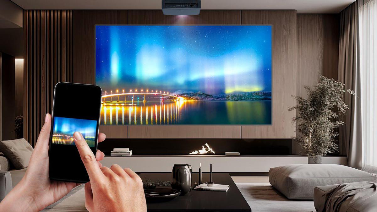 Videoproiector Optoma UHZ68LV, 4 K UHD 3840*2160, 5.000 lumeni, 3.200.000:1, 16:9/ 4:3, dimensiune maxima imagine 301''