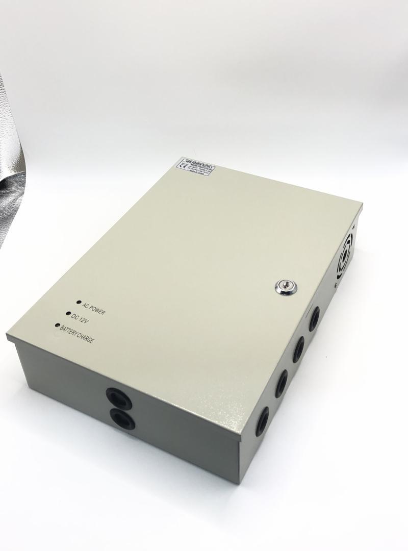 SURSA ALIMENTARE 15A CARCASA METAL 18 canale Input voltage: 110V AC~220V AC; Output voltage: 12V DC 15A Backup battery:
